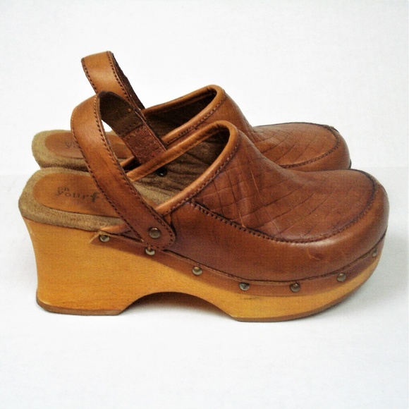 On Your Feet Shoes - Vintage Wood Cognac Leather Clogs Mules Slingback